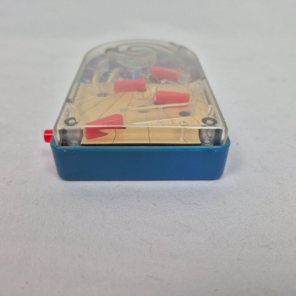 Taco Bell Handheld Pocket Pinball Game 1998 Final Four VTG EXCELLENT CONDITION!! - Picture 6 of 8